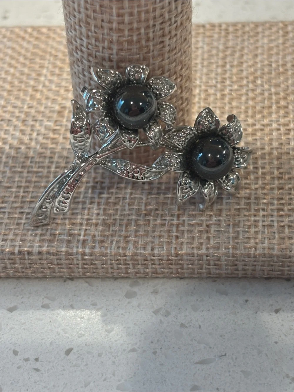 Vintage Style Silver Tone Black Pearl & Marcasite Flower Brooch Pin
